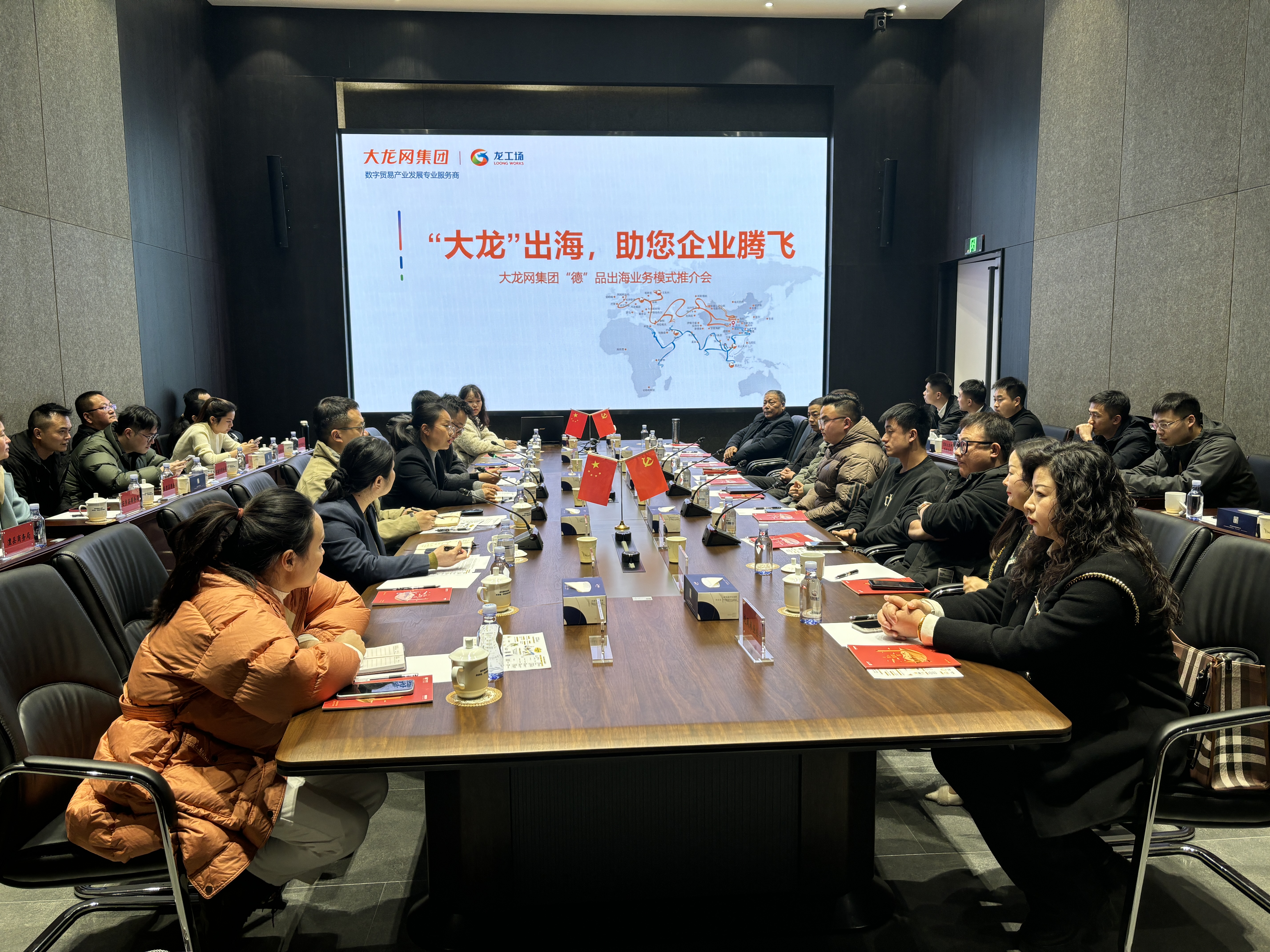 fcc2de0cfe9761e69d3d59f15106443.jpg fcc2de0cfe9761e69d3d59f15106443.jpg